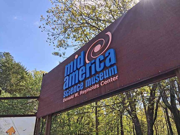 Mid-America Science Museum receives AAM accreditation for the