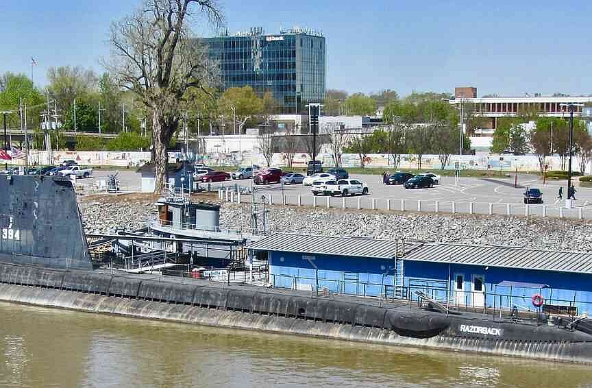 ARKANSAS SIGHTSEEING: Inland Maritime Museum includes submarine, fireboat