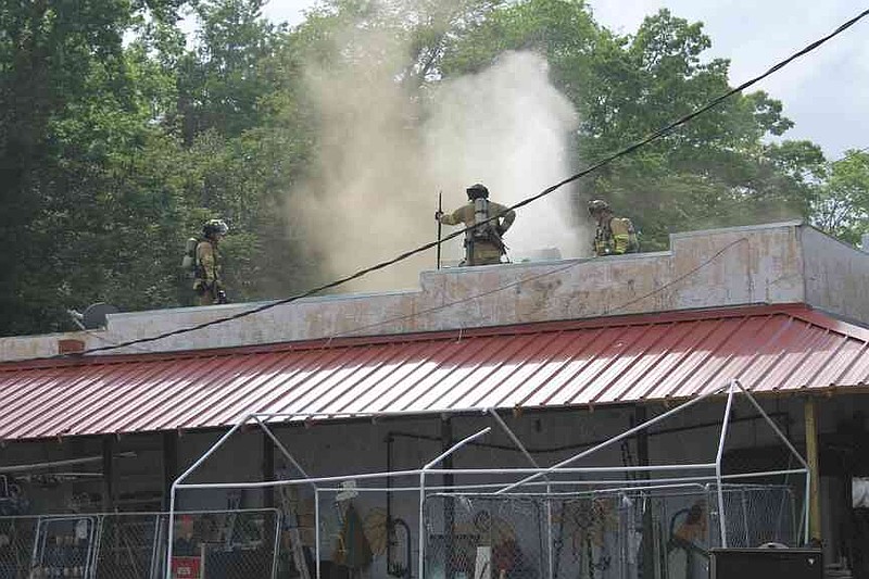 WATCH | Hot Springs Fire Department extinguishes blaze at Zac’s Place ...