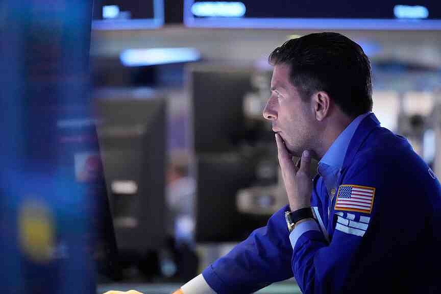 US stocks hit record on hopes of easing Iran war