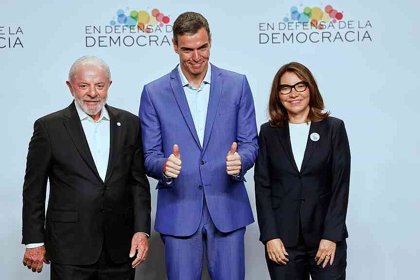 Progressive leaders gather for Spain summit