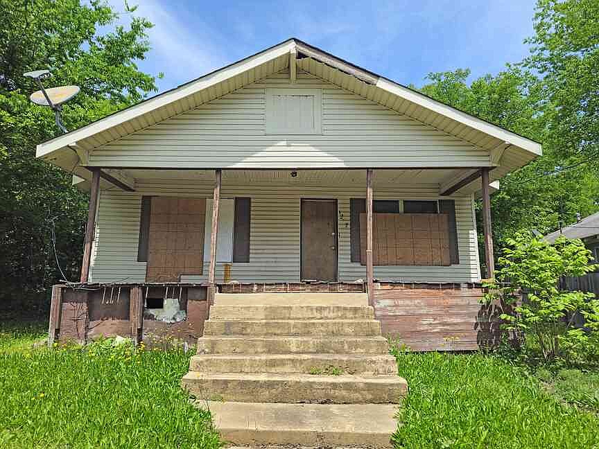 Hot Springs housing board authorizes purchase of Spring Street lot