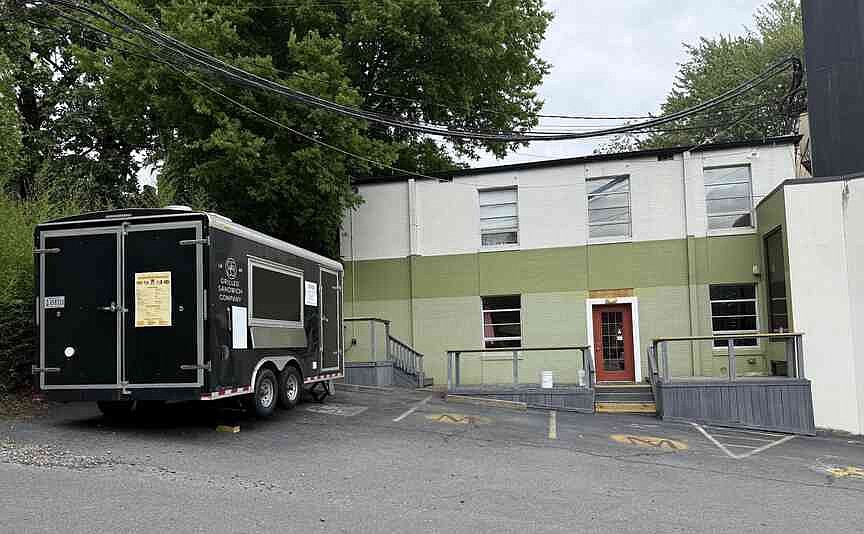 Grilled Cheese Co. readies indoor move; Habibi’s Shawarma welcomes western Little Rock