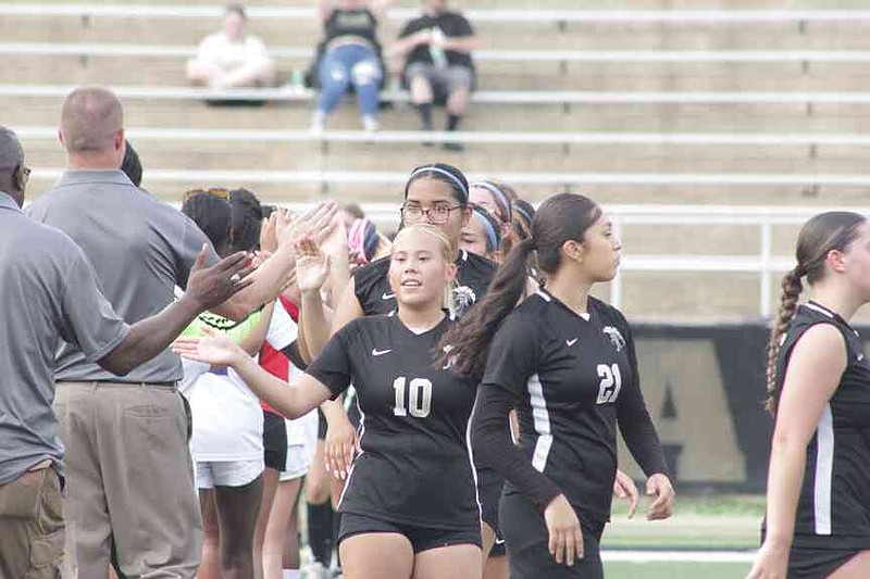 Soccer Trojans tie up with Wildcats | Hot Springs Sentinel Record