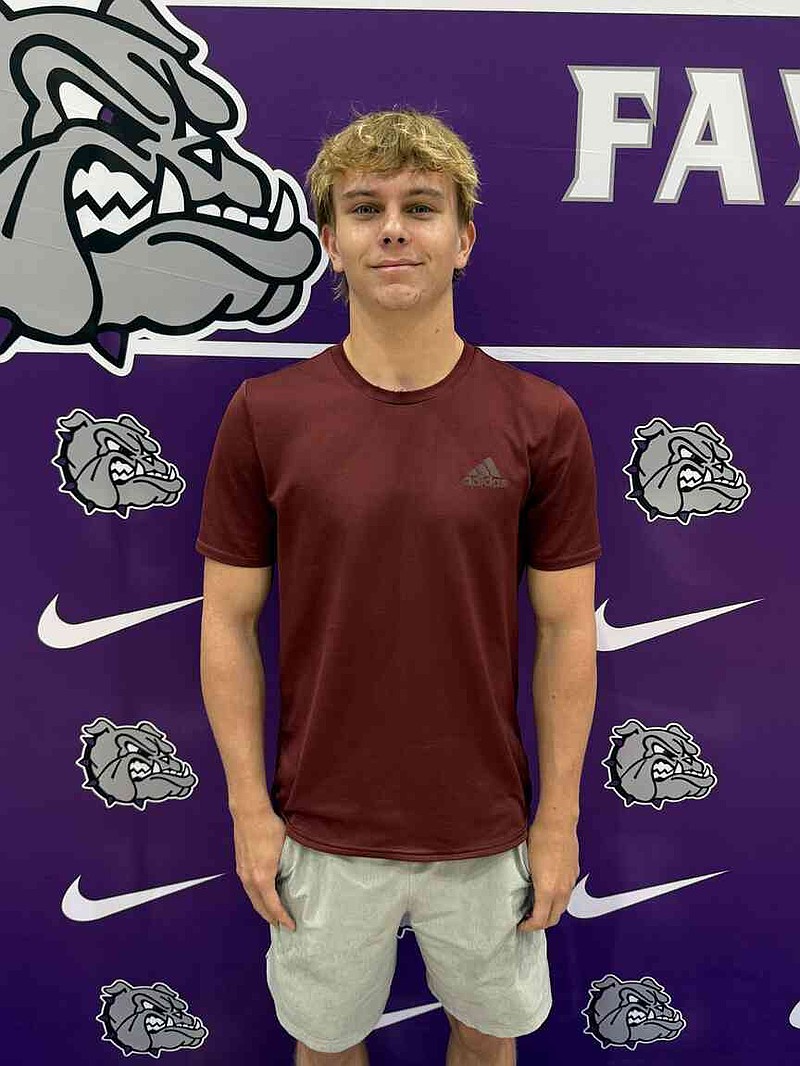 Emerey Robson Fayetteville’s Hudson signs wth UIC to play basketball | The Arkansas ...