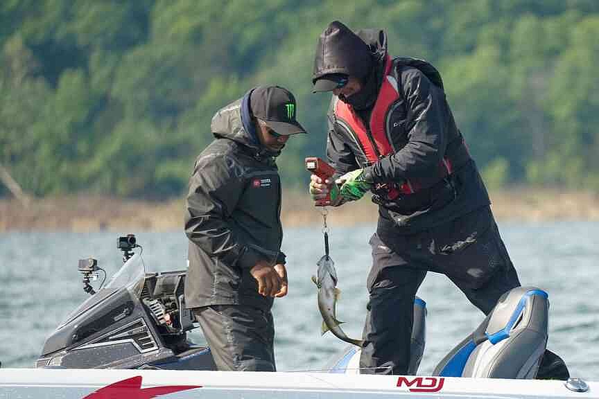Major League Fishing Bass Pro Tour tournament begins on Beaver Lake