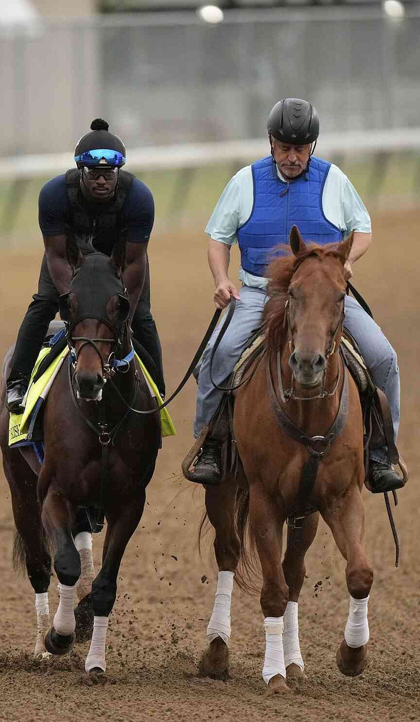 Repeat champion, usual flair in Oaklawn finale