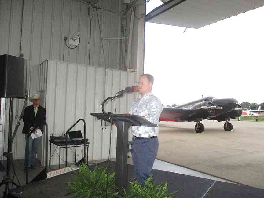 Pilot argues proposed subdivision could ‘kill’ Siloam Springs Municipal Airport’s future
