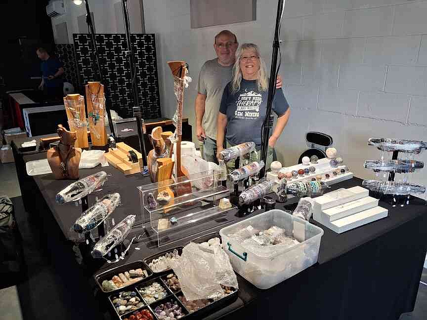 Hot Springs Gem and Mineral Show held at The Club House Hot Springs