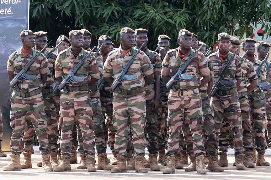 Military officers said to aid Mali attacks