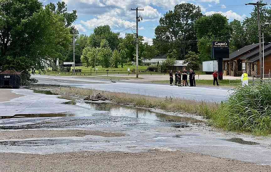 Public urged to avoid area on US Route 271 as hazmat cleanup of 125,000-gallon chemical spill in Fort Smith continues