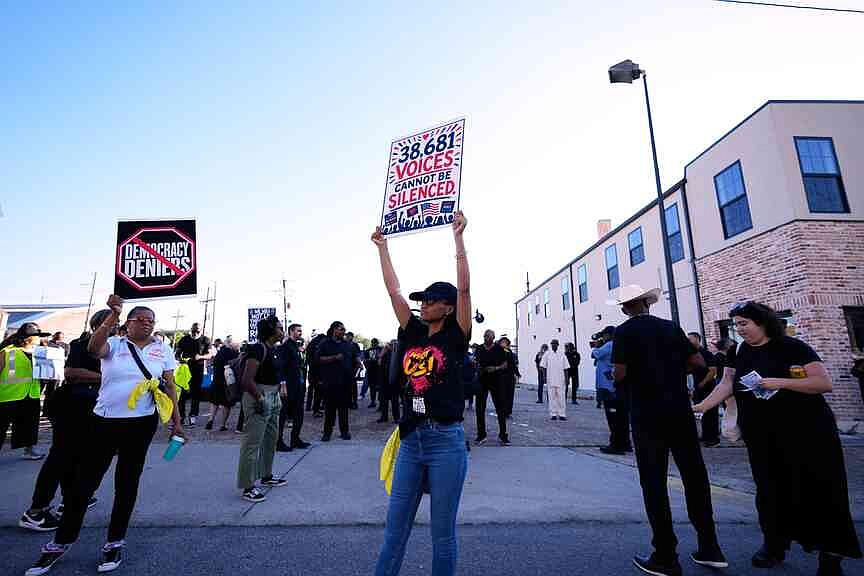New Orleans court clerk’s post contested