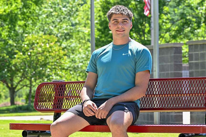 Double the diploma: Gravette High student completes bachelor’s degree before graduating high school