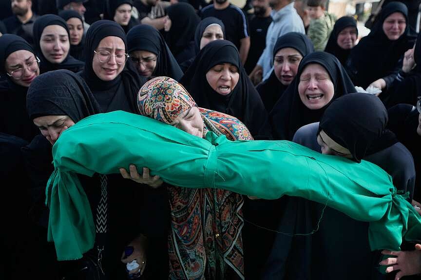 Hezbollah urges Lebanon government to forgo direct talks with Israel