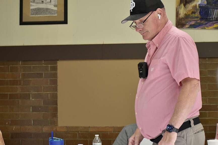 Former marshal candidate serves Noel lawsuit papers