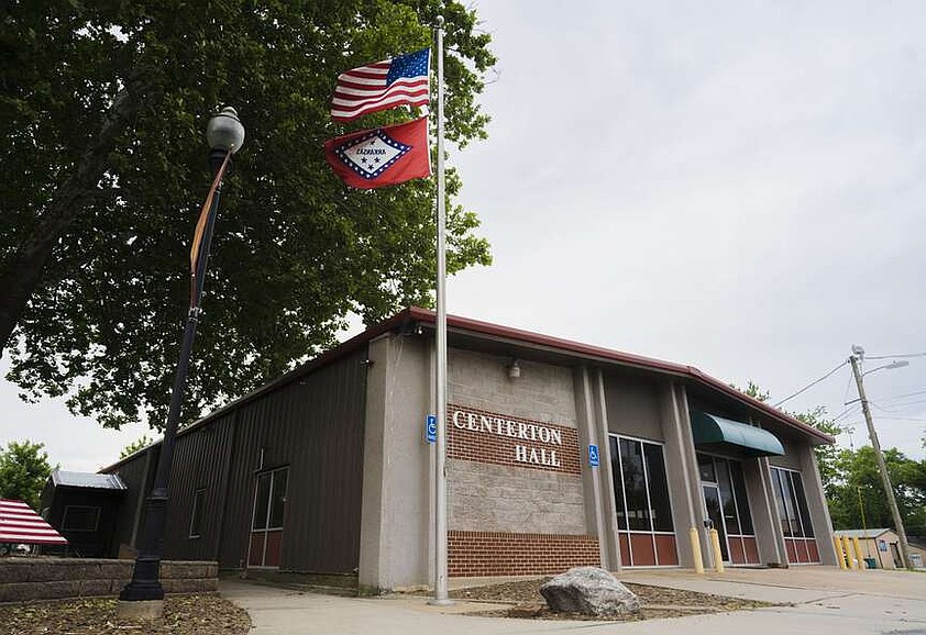 A new chapter: Centerton plans to convert former City Hall into library ...