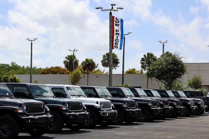 Stellantis plans to partner with Jaguar Land Rover