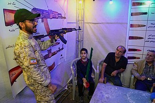 Weapons displays now common in Iran | The Arkansas Democrat-Gazette ...