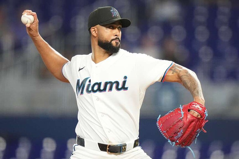 MLB roundup: Harris hits 2 homers, Acuna exits in Atlanta win ...