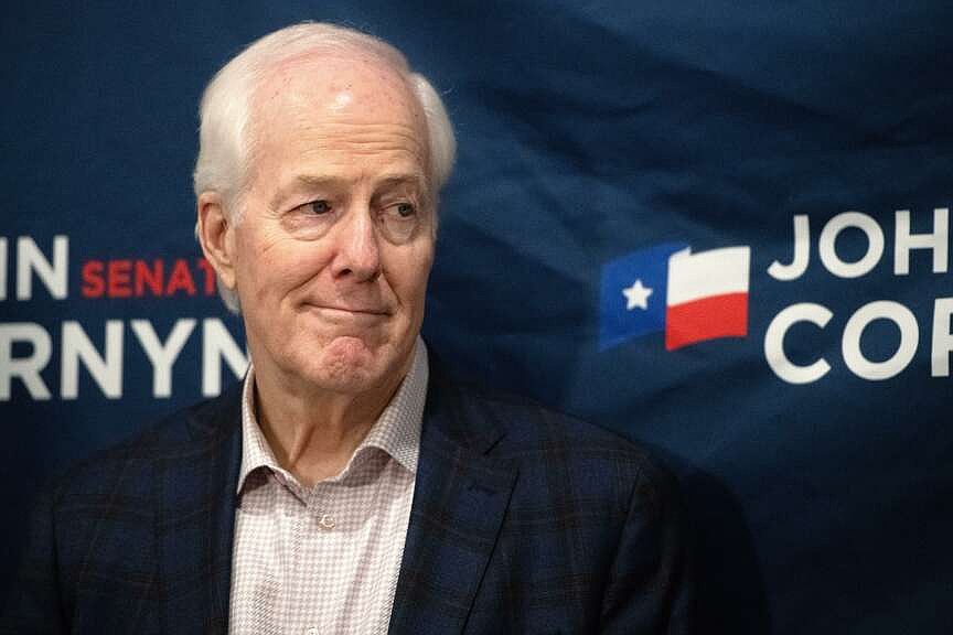 Image for Paxton makes final pitch in Texas runoff