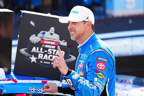 Pole, 61 wins and 1 missing guitar trophy: Hamlin's uneasy return to Nashville | Arkansas Democrat Gazette
