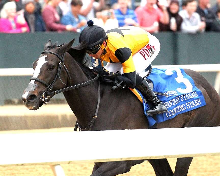 Fillies post double G1 wins for Casse in NY
