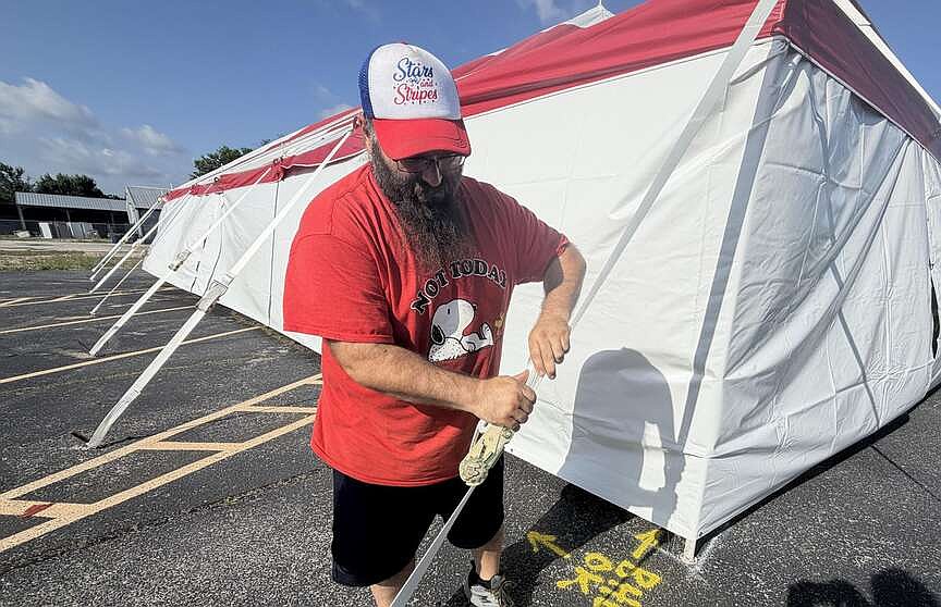 Independence Day expected to go off with a boom for fireworks sellers across Northwest Arkansas