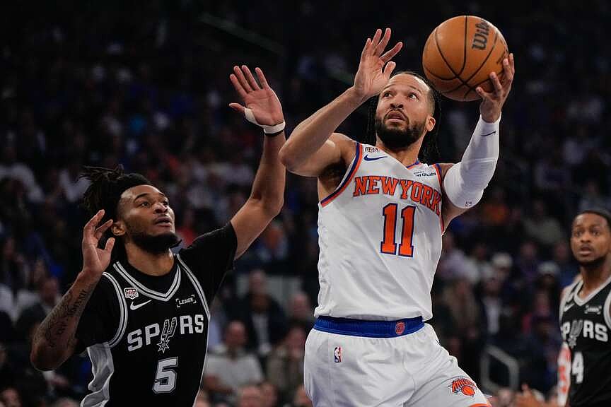 The Spurs still believe, even with Knicks 1 win from NBA championship