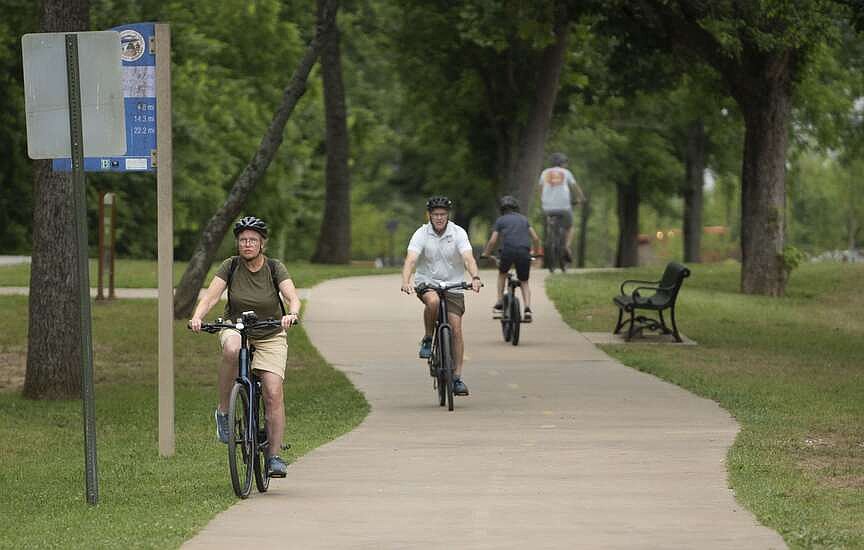 Bentonville, Rogers and Bella Vista to create plans for future development along Razorback Greenway