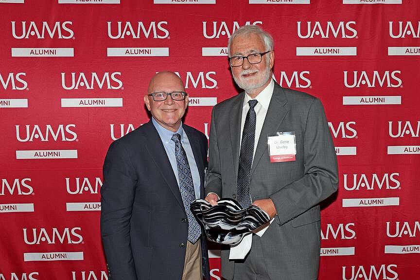 UAMS presents Dr. Gene Shelby distinguished alumnus award