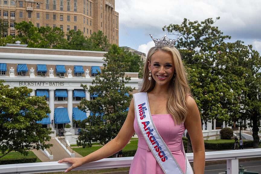 WATCH | Miss Arkansas Ava Weeks turns crown into call for seat belt safety