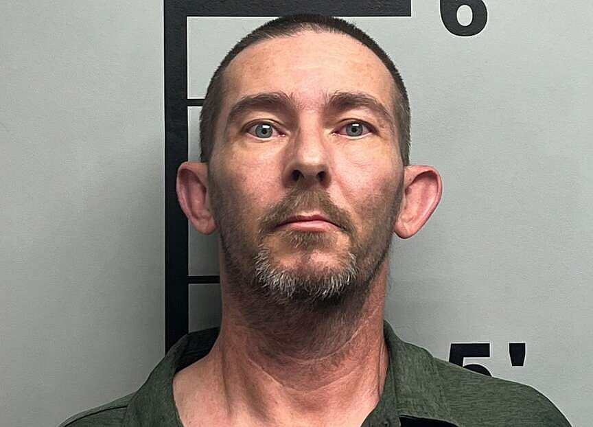 Lowell man placed on probation after pleading guilty to child abuse related charges