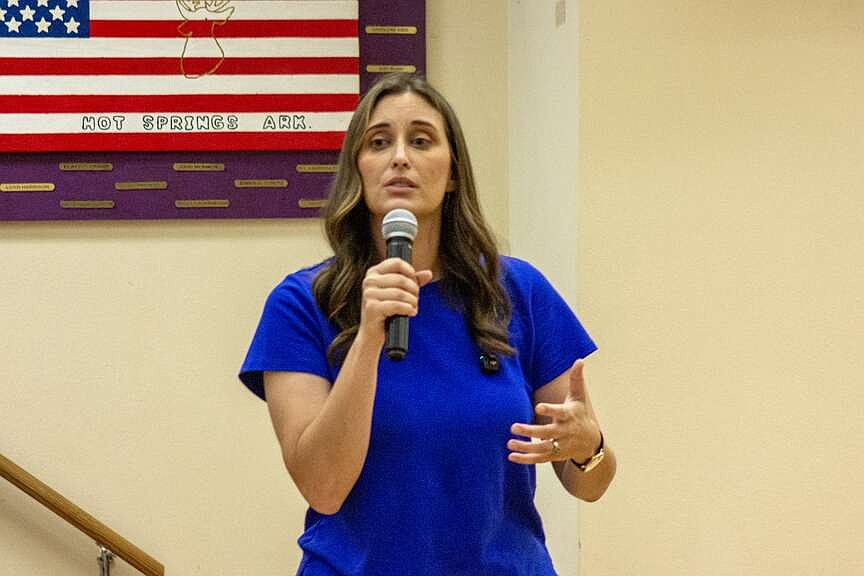 WATCH | Hallie Shoffner talks lowering healthcare costs, feeding Arkansans during Hot Springs stop