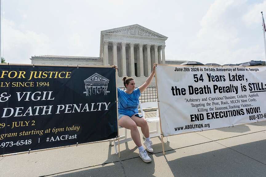 Justices extend privacy rights to cellphone location