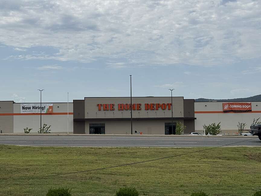 The Home Depot set for fall opening in Hot Springs