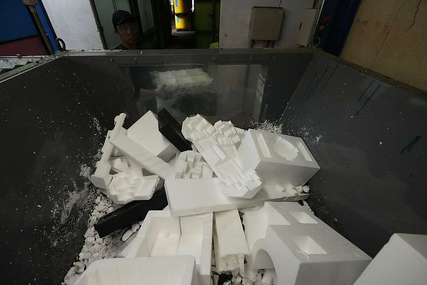 arkansasonline.com - Saabira Chaudhuri Bloomberg (WPNS) - Plastic industry pushing back on styrofoam recoil | Arkansas Democrat Gazette