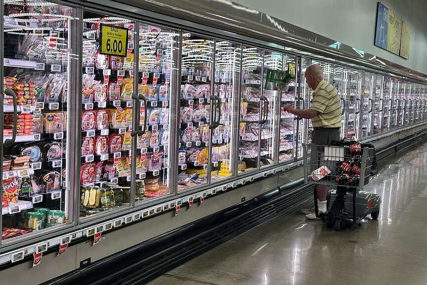 arkansasonline.com - CATHY BUSSEWITZ, MAE ANDERSON and ANNE D’INNOCENZIO THE ASSOCIATED PRESS - Gas, groceries, school supplies to see oil impact | Arkansas Democrat Gazette
