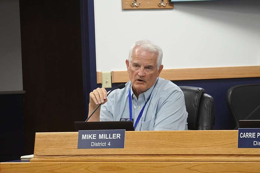 Sheriff’s Office’s ICE partnership draws ire of some Benton County residents