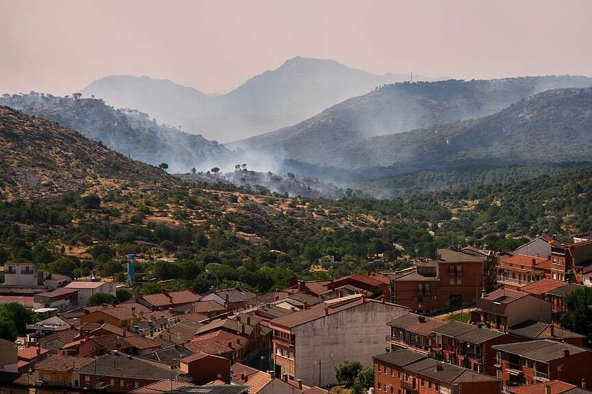 France, Spain fight on against wildfires