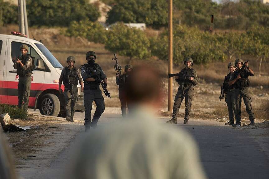 Israel detains 70 suspects in West Bank