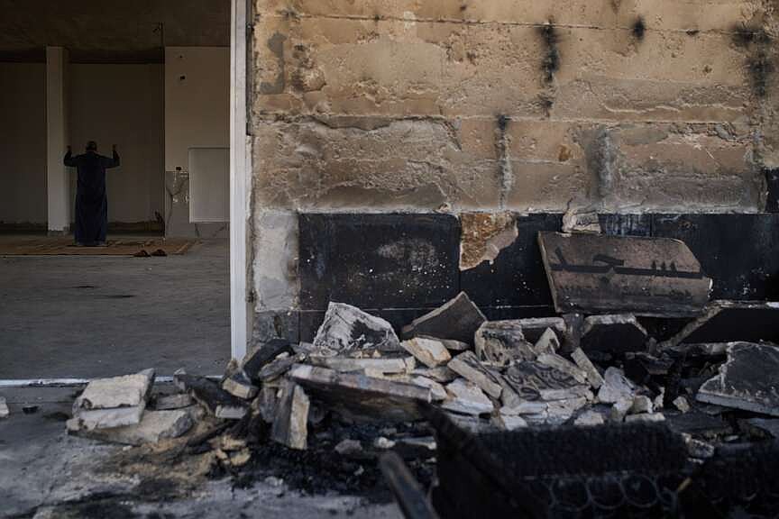 Two mosques set on fire in West Bank