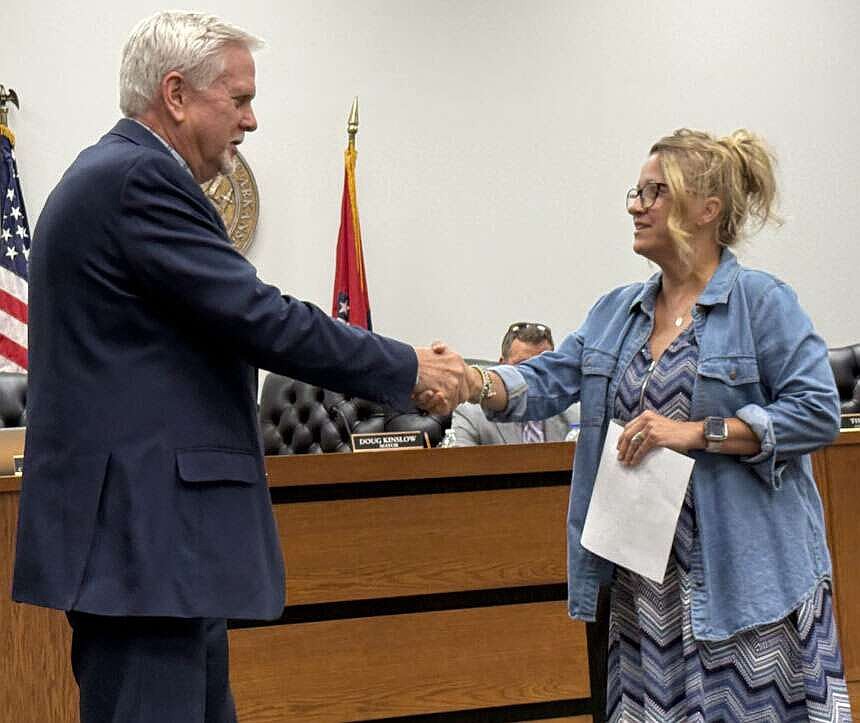 Greenwood mayor sworn in for second term on Governor’s Advisory Commission on National Service and Volunteerism