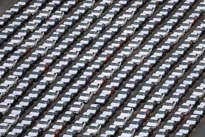 arkansasonline.com - Howard Schneider Reuters - Fed reports rise in auto loans, increased credit balances in 2Q | Arkansas Democrat Gazette