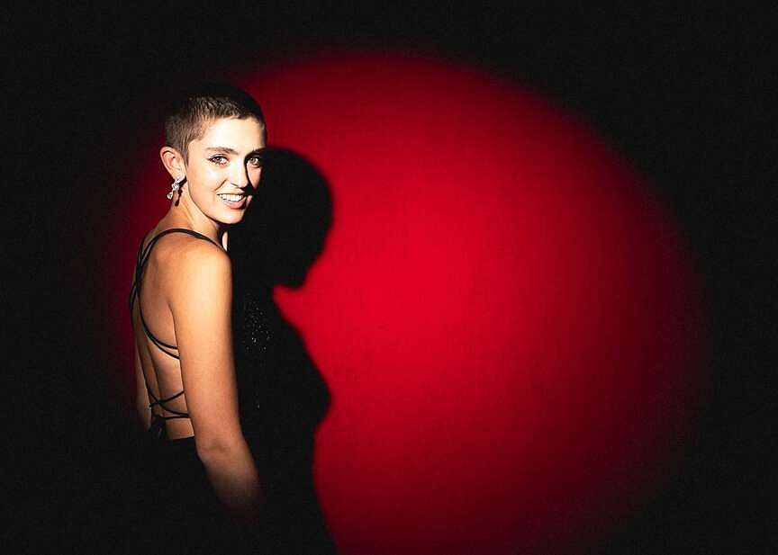 LIVE! A Music Calendar: Isabella Isherwood, Henhouse Prowlers and Matthew Whitaker bring music back to Walton Arts Center
