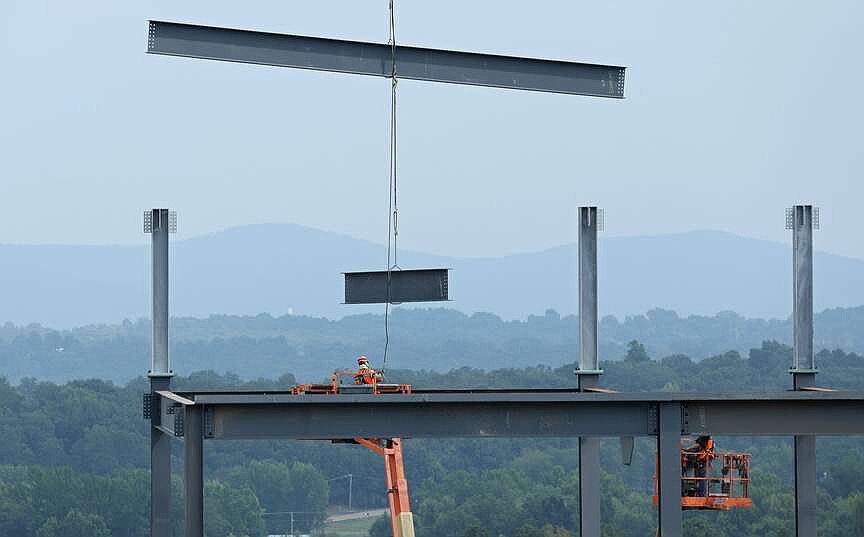 arkansasonline.com - Matt Dayand Mark Chediak Bloomberg News (WPNS) - Data centers turning to gas power | Arkansas Democrat Gazette
