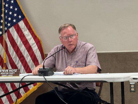 Sebastian County Quorum Court approves change to road debris ordinance