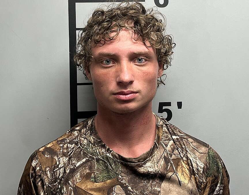 Judge orders Gravette man to be held on $500,000 bond in murder case