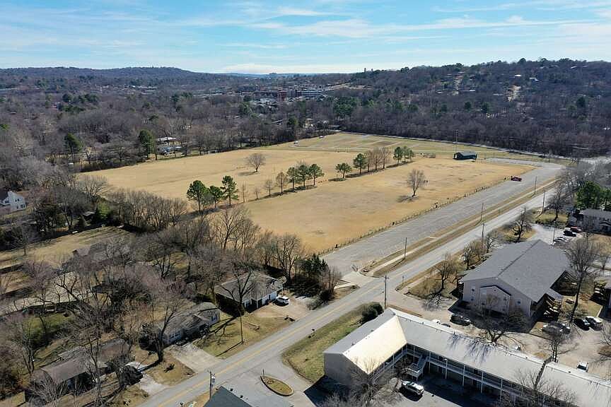 Fayetteville City Council set to consider spending up to $75,000 for additional aquatic center site study | Northwest Arkansas Democrat-Gazette
