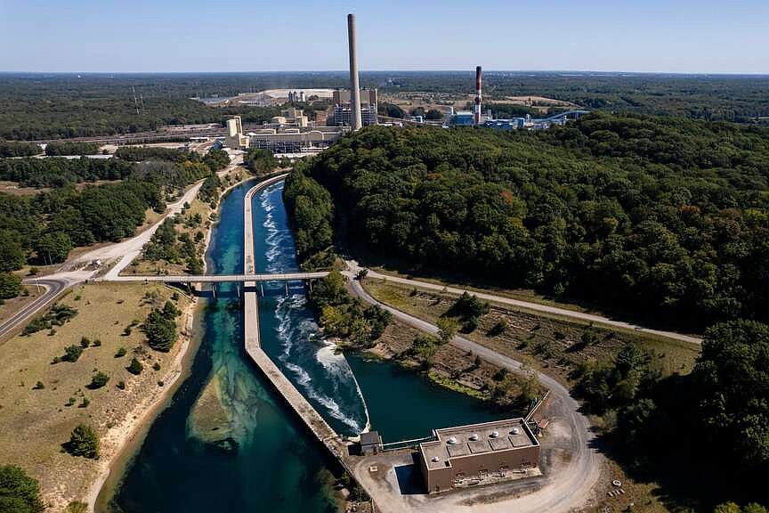 Court strikes Trump team’s order to keep coal plant operating