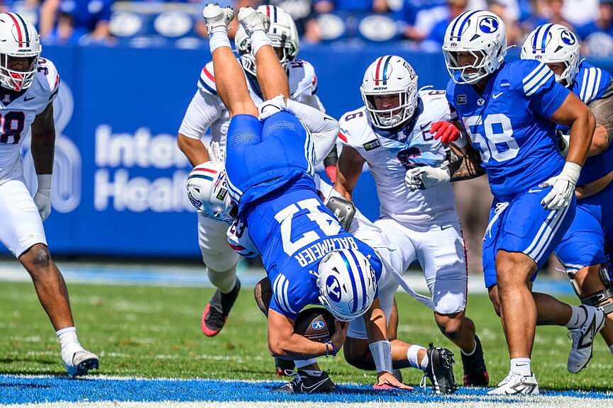 Bear Bachmeier throws 3 TDs, runs for another as No. 15 BYU beats Arizona 28-17 | Northwest Arkansas Democrat-Gazette